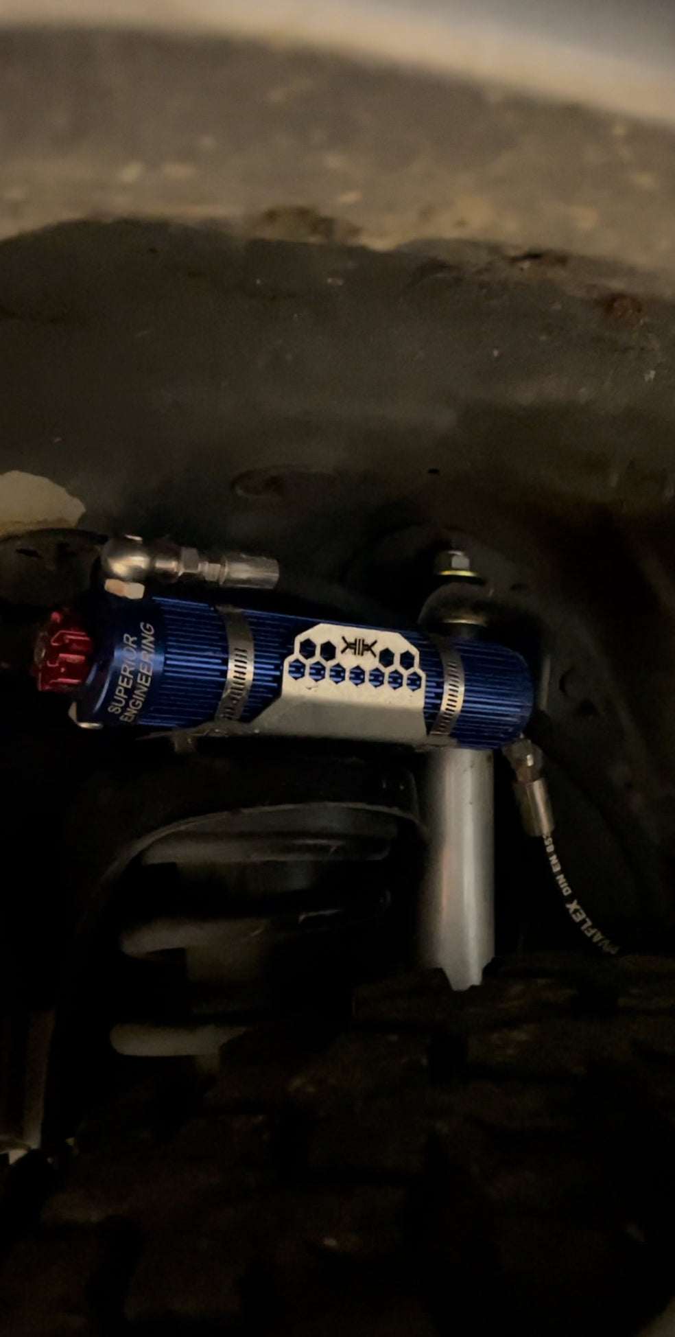 HDJ79 2.0 reservoir mounts